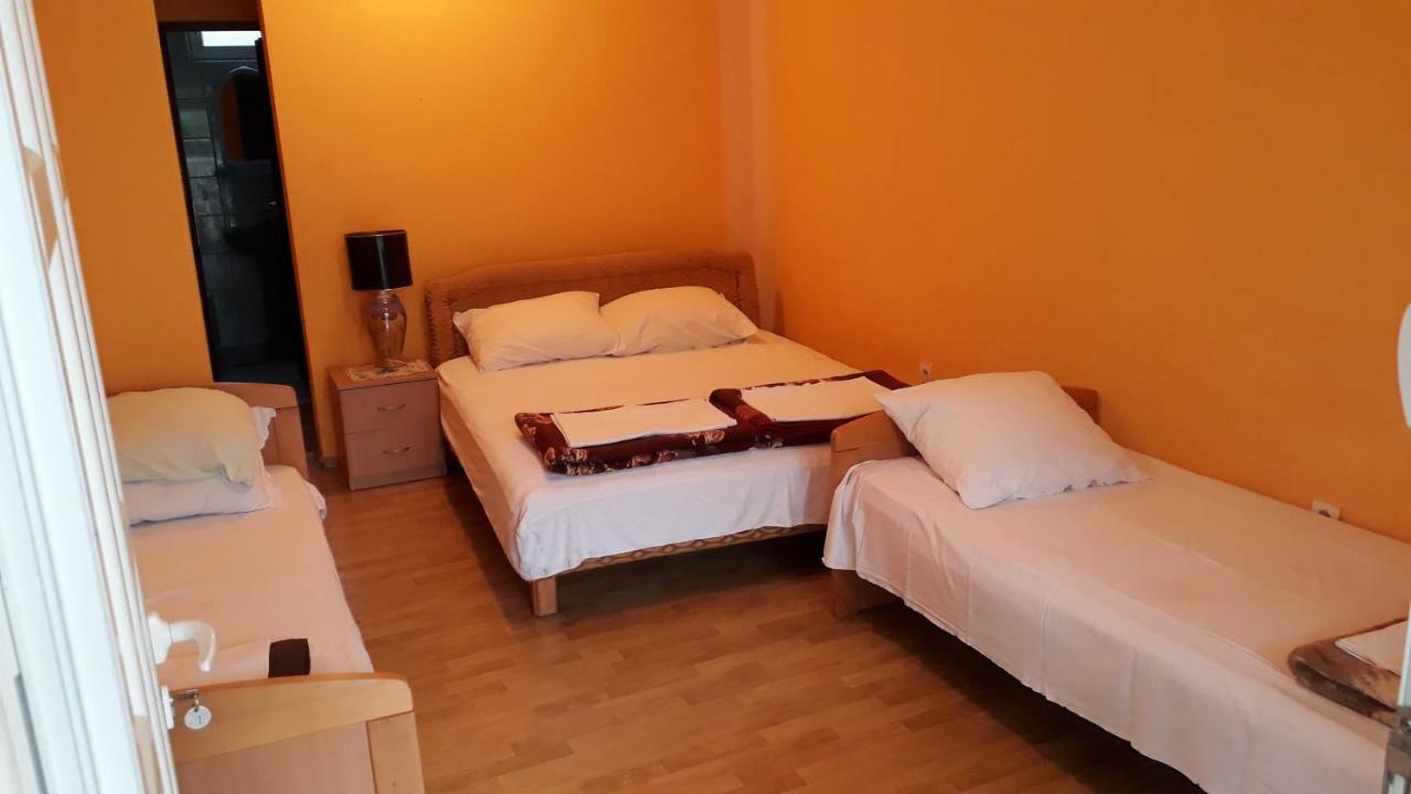 Vila Ruska Prčanj Extérieur photo