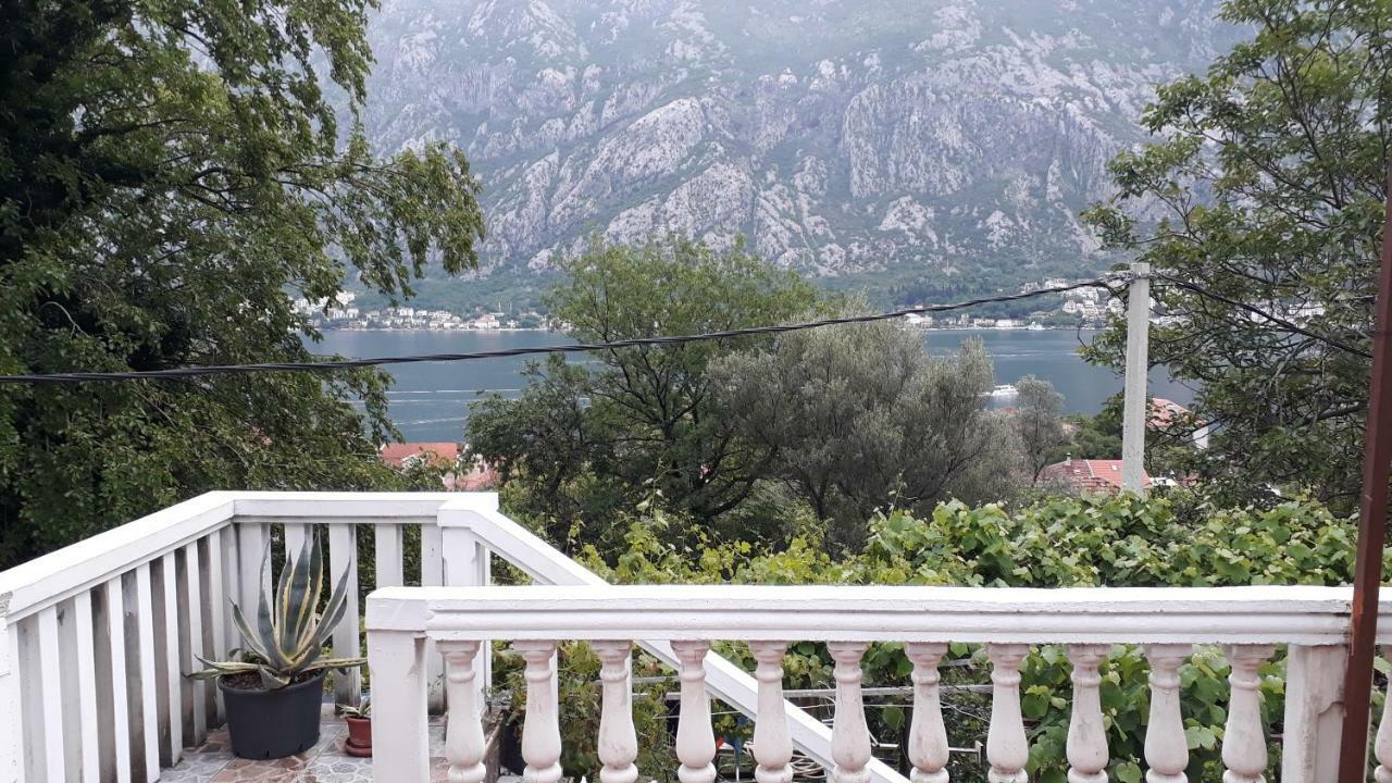 Vila Ruska Prčanj Extérieur photo