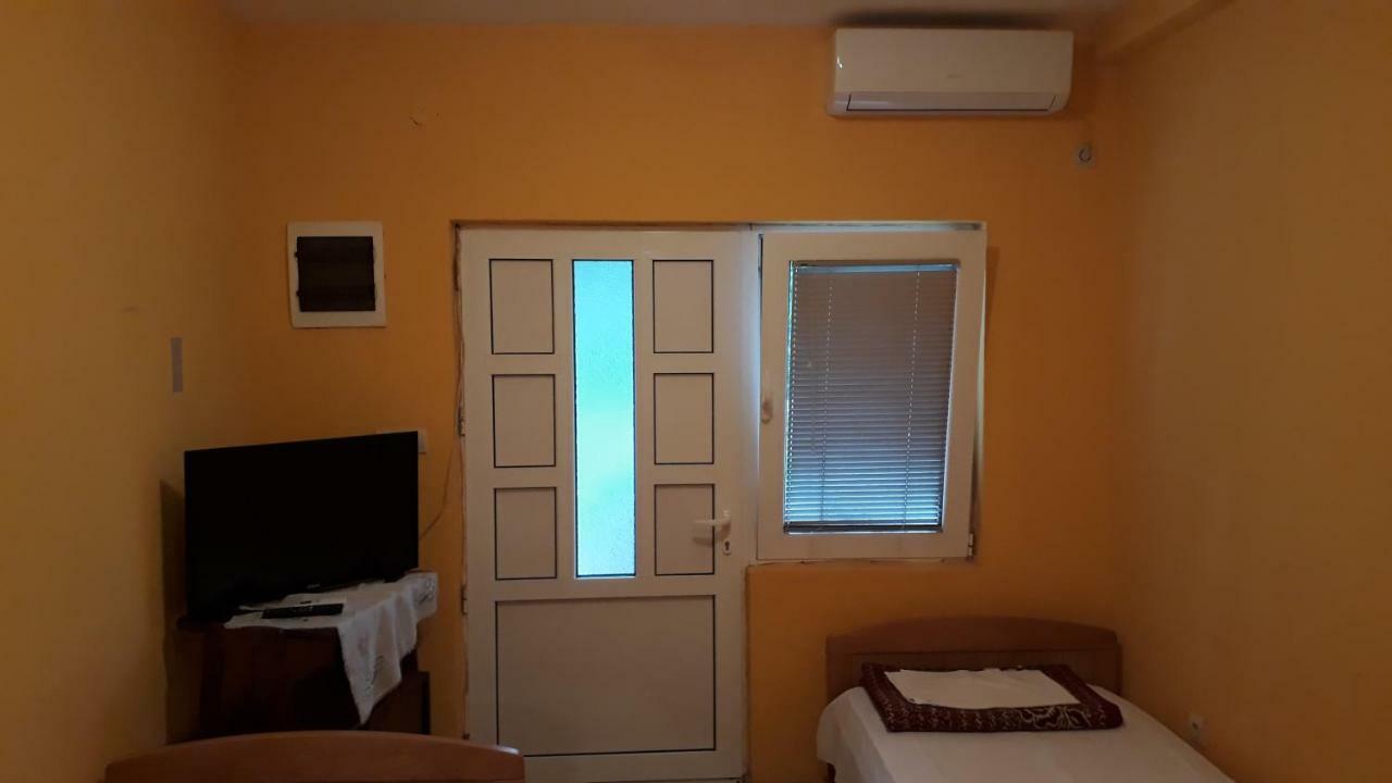Vila Ruska Prčanj Extérieur photo
