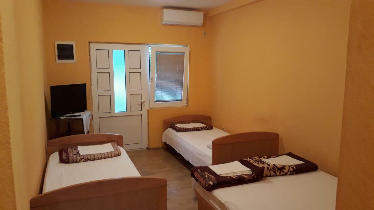 Vila Ruska Prčanj Extérieur photo