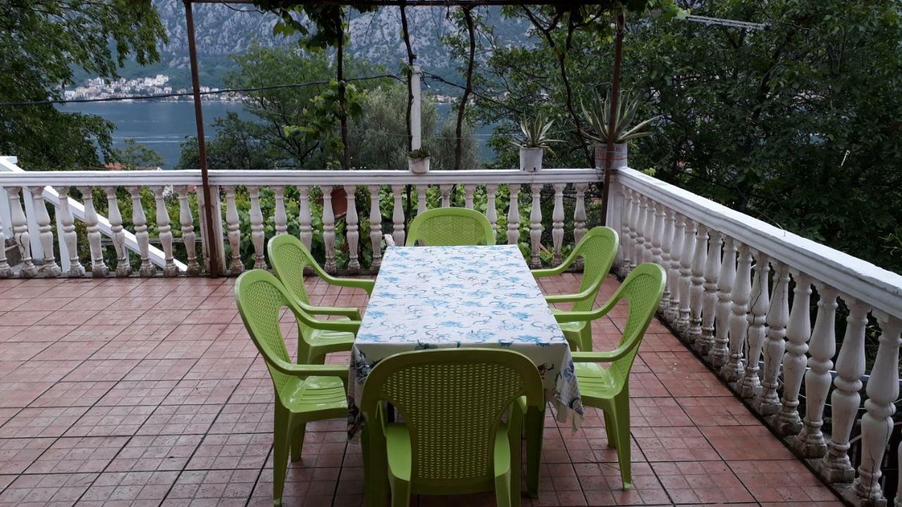 Vila Ruska Prčanj Extérieur photo